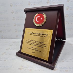 Ahşap Plaket NA-AP 04 Kutulu Dikey - Görsel 3